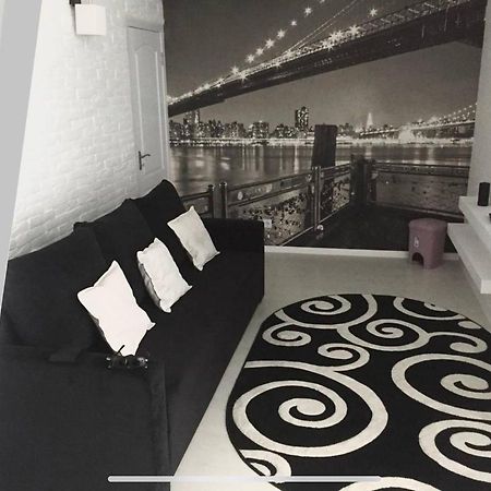 Bright Central Apartment Кишинев Екстериор снимка