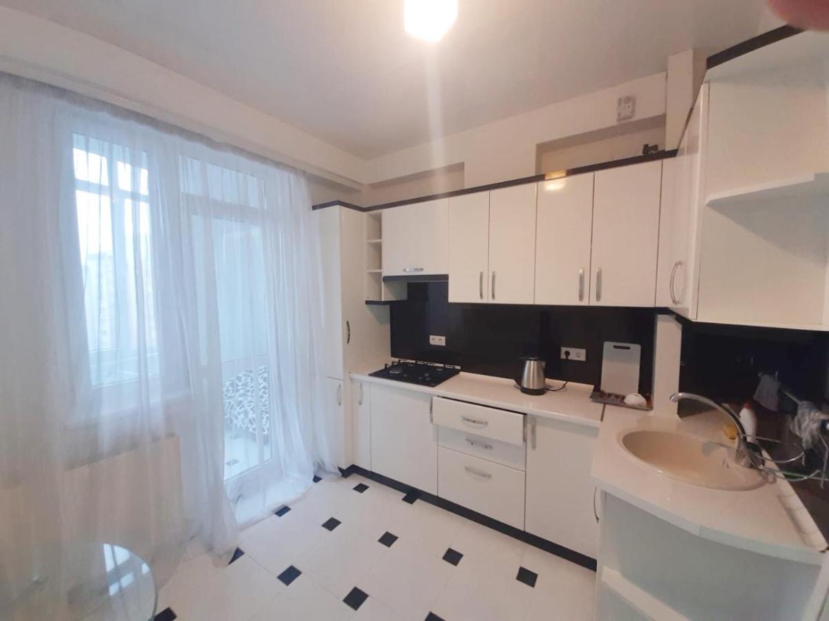 Bright Central Apartment Кишинев Екстериор снимка